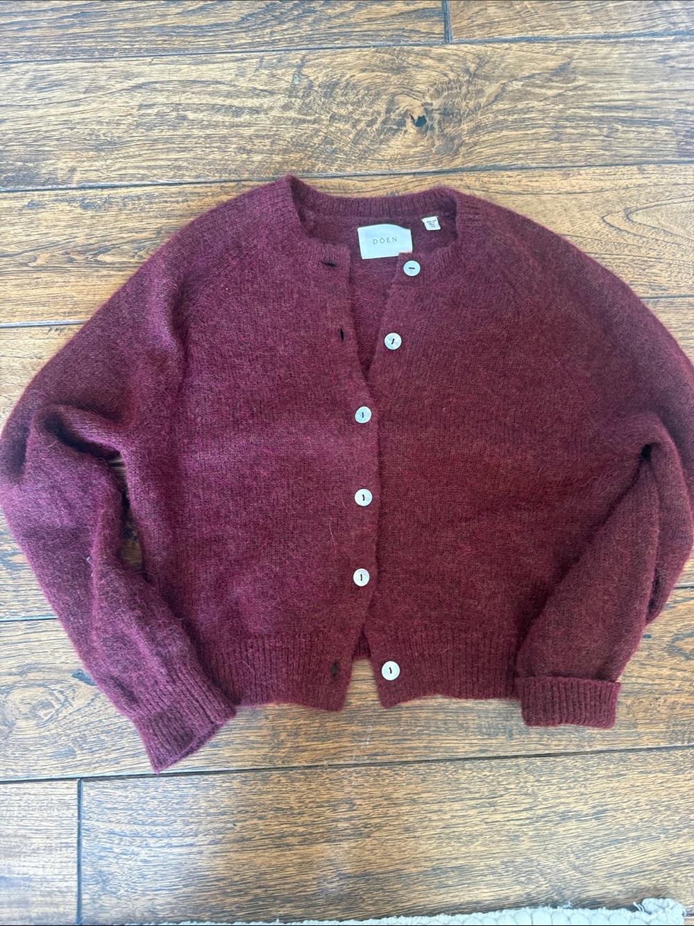 Doen Women's Burgundy Cardigan
